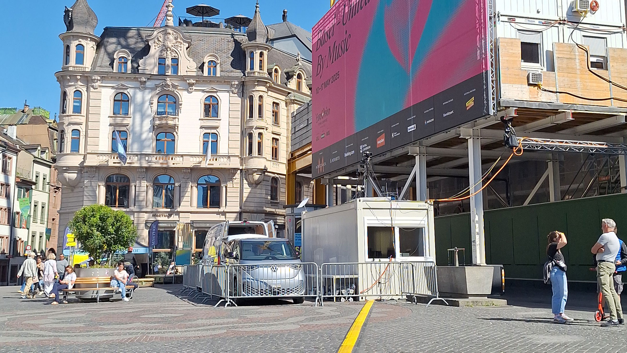 ESC Turquoise Carpet – Camera 3 on top of the container